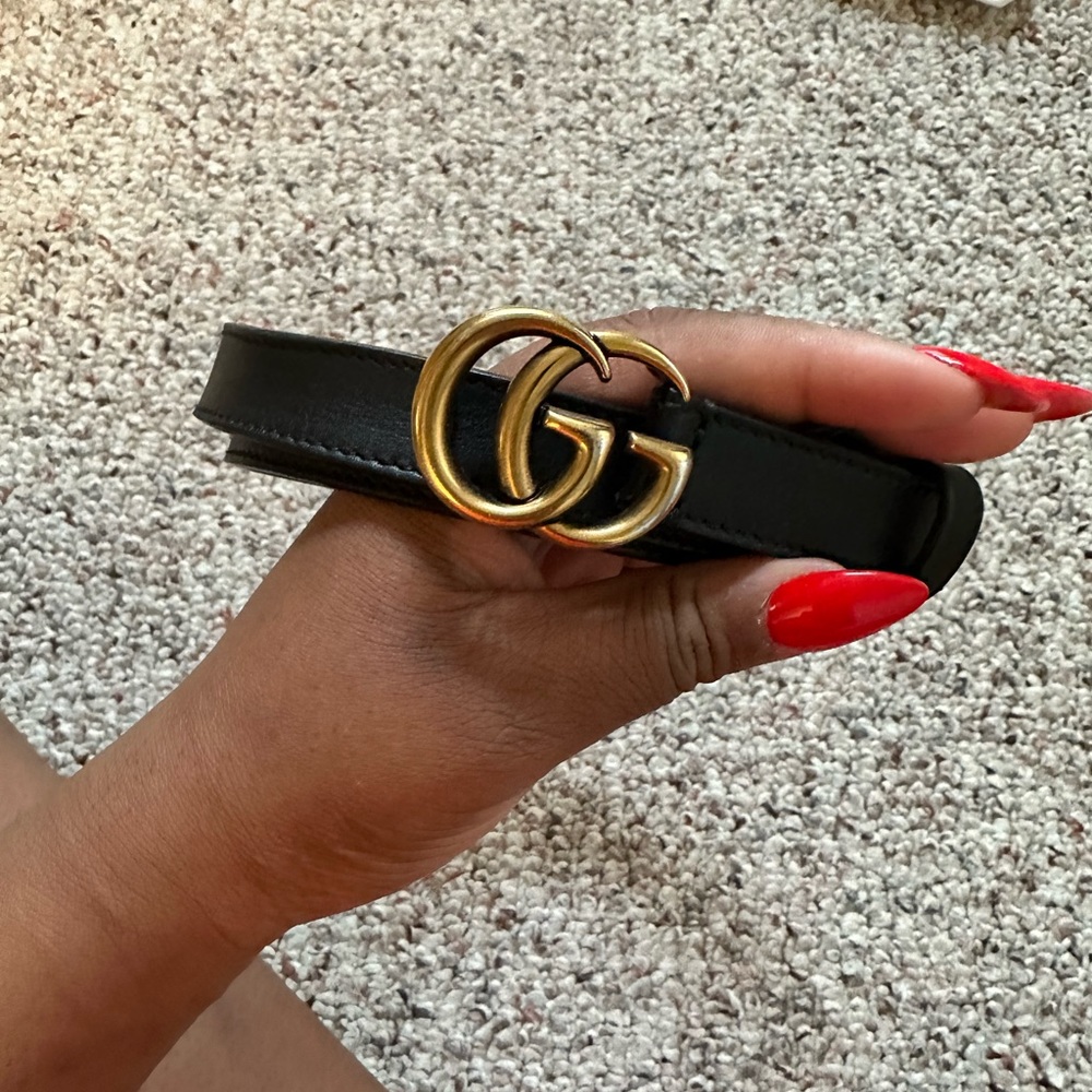 Gently Used Gucci Double G Skinny Belt 100% authentic